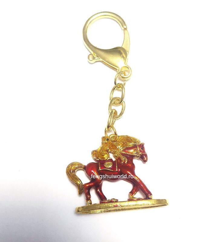 AMULETA MUSCA PE MAIMUTĂ PE CAL